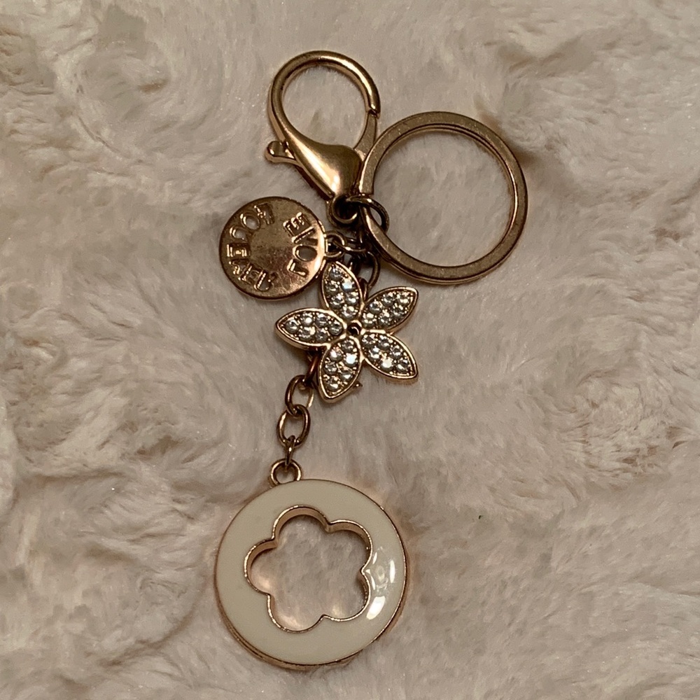 Gold and White Flower Keychain